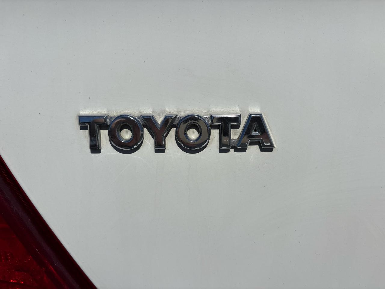 Toyota Camry LE 2005
