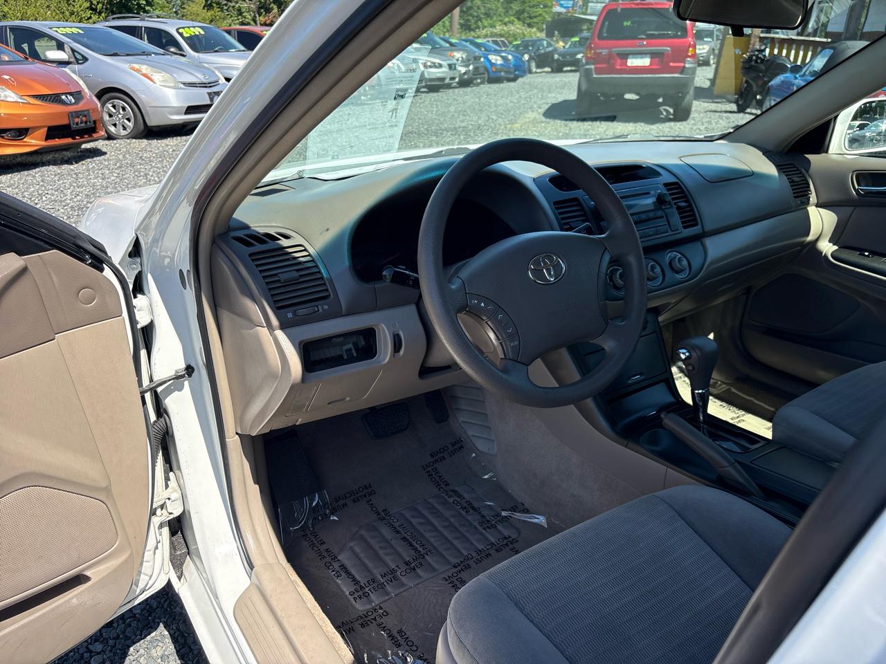 Toyota Camry LE 2005