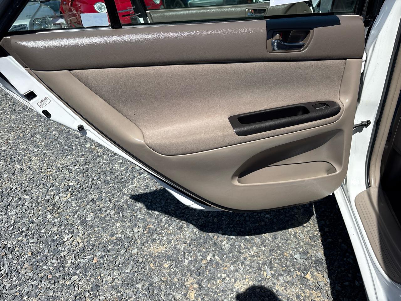 Toyota Camry LE 2005