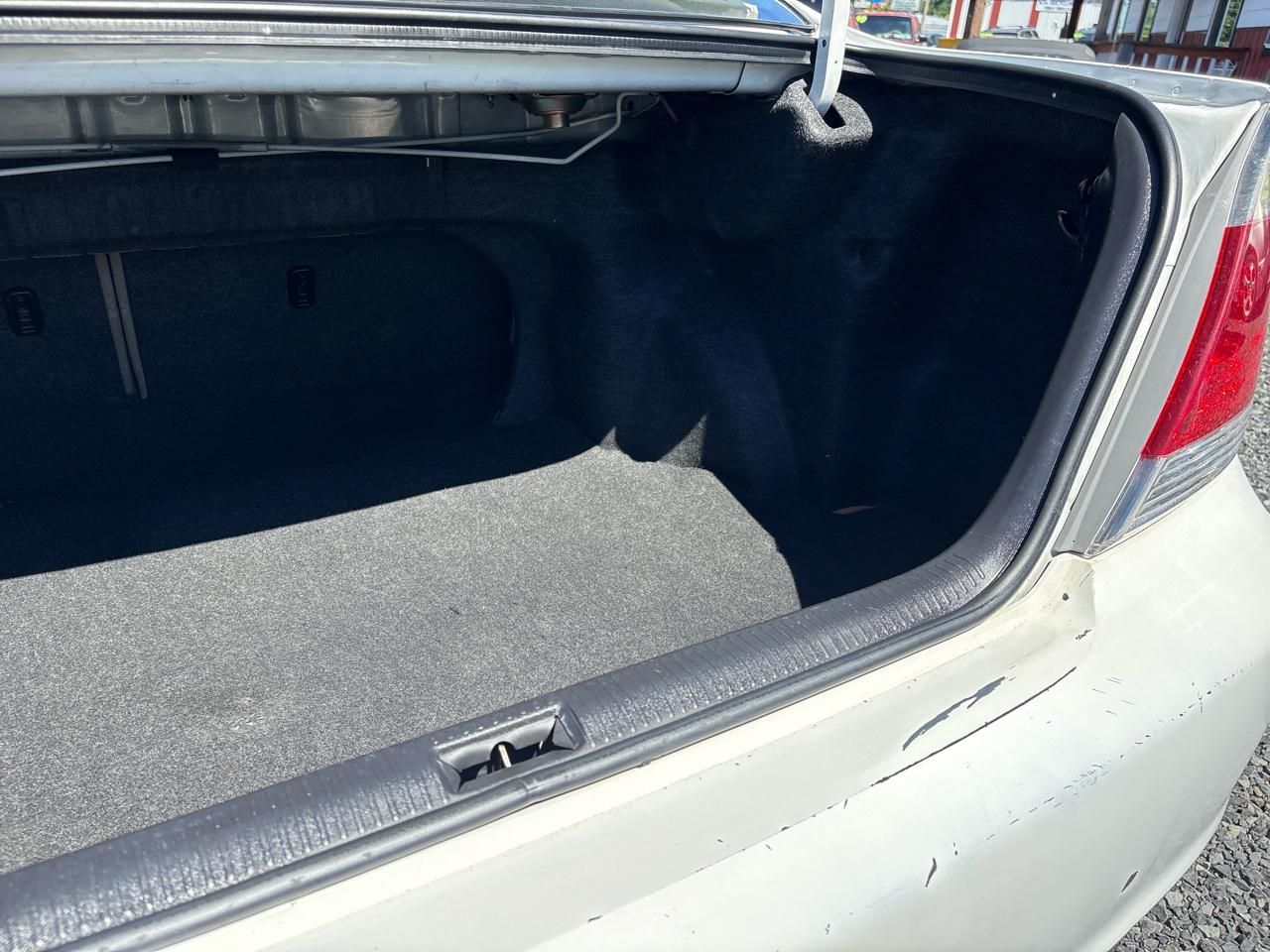 Toyota Camry LE 2005