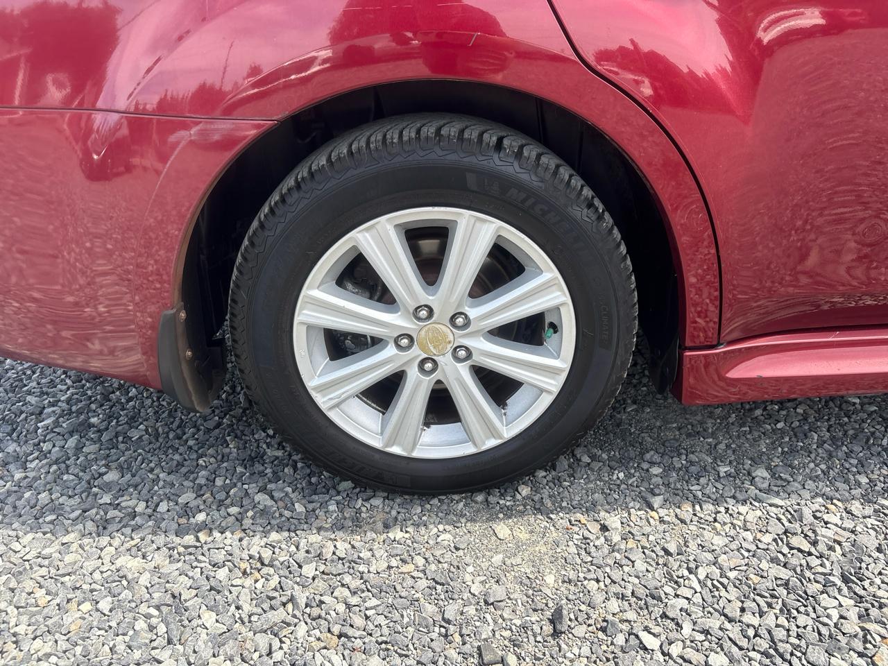 Subaru Legacy 2.5i Premium 2010