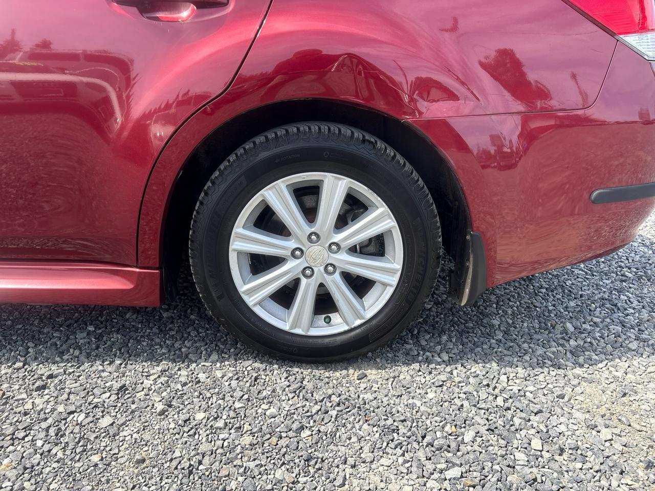 Subaru Legacy 2.5i Premium 2010