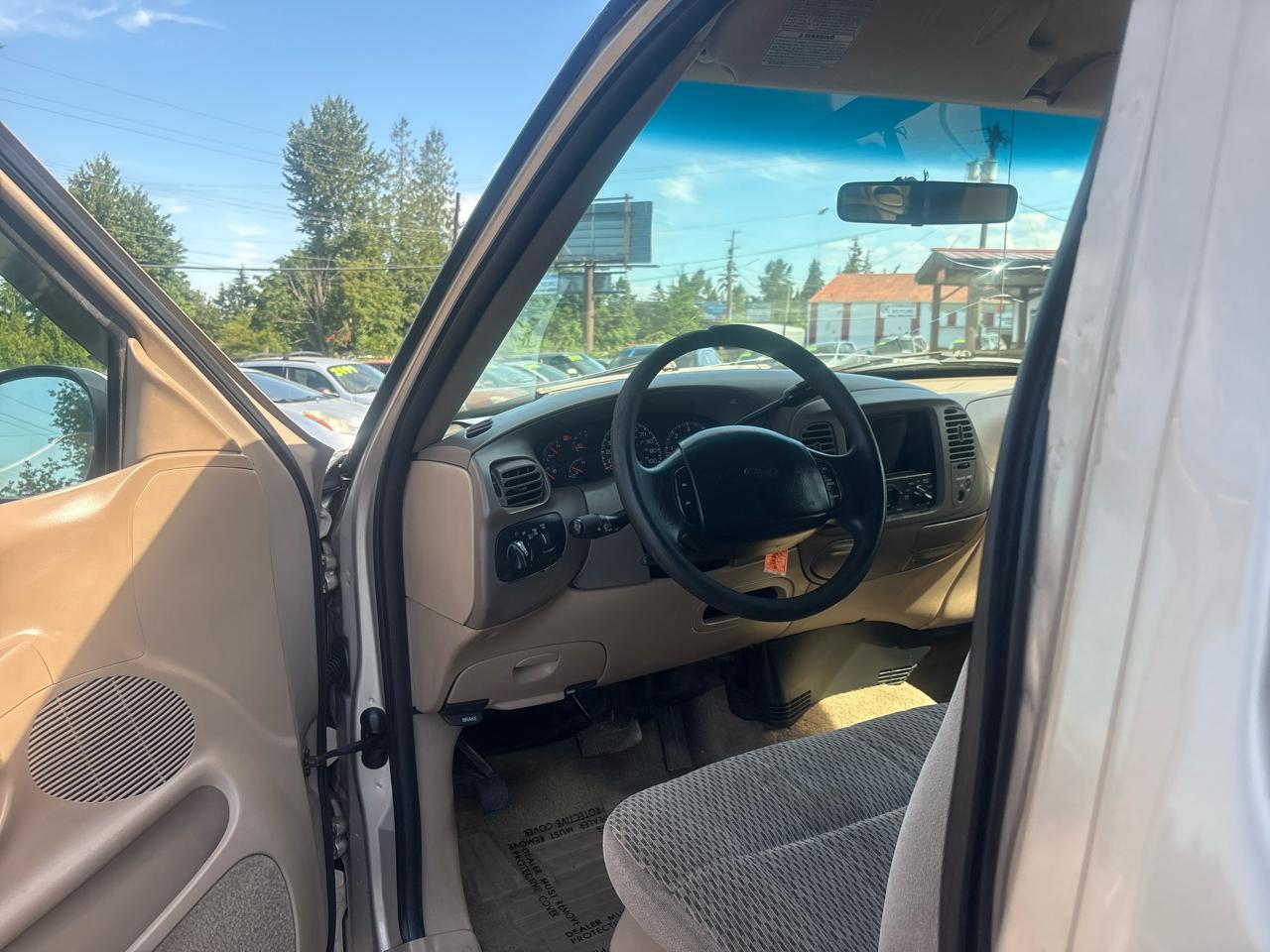 Ford F-150 SuperCab Short Bed 4WD 1997