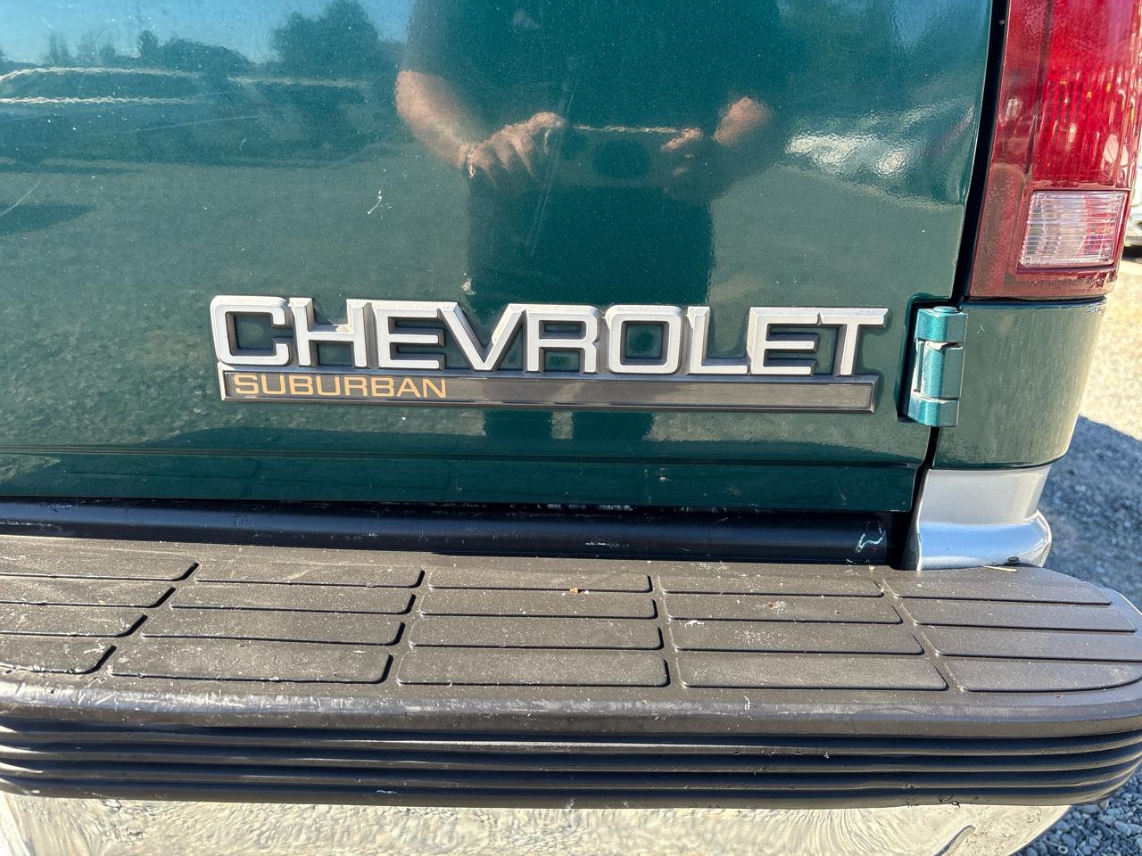 Chevrolet Suburban K1500 4WD 1997