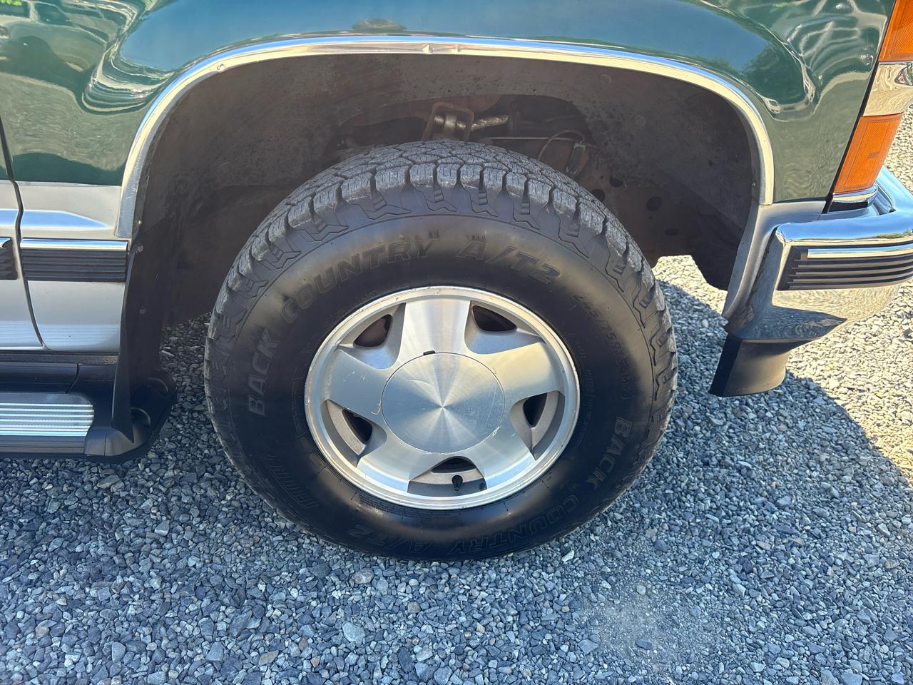 Chevrolet Suburban K1500 4WD 1997