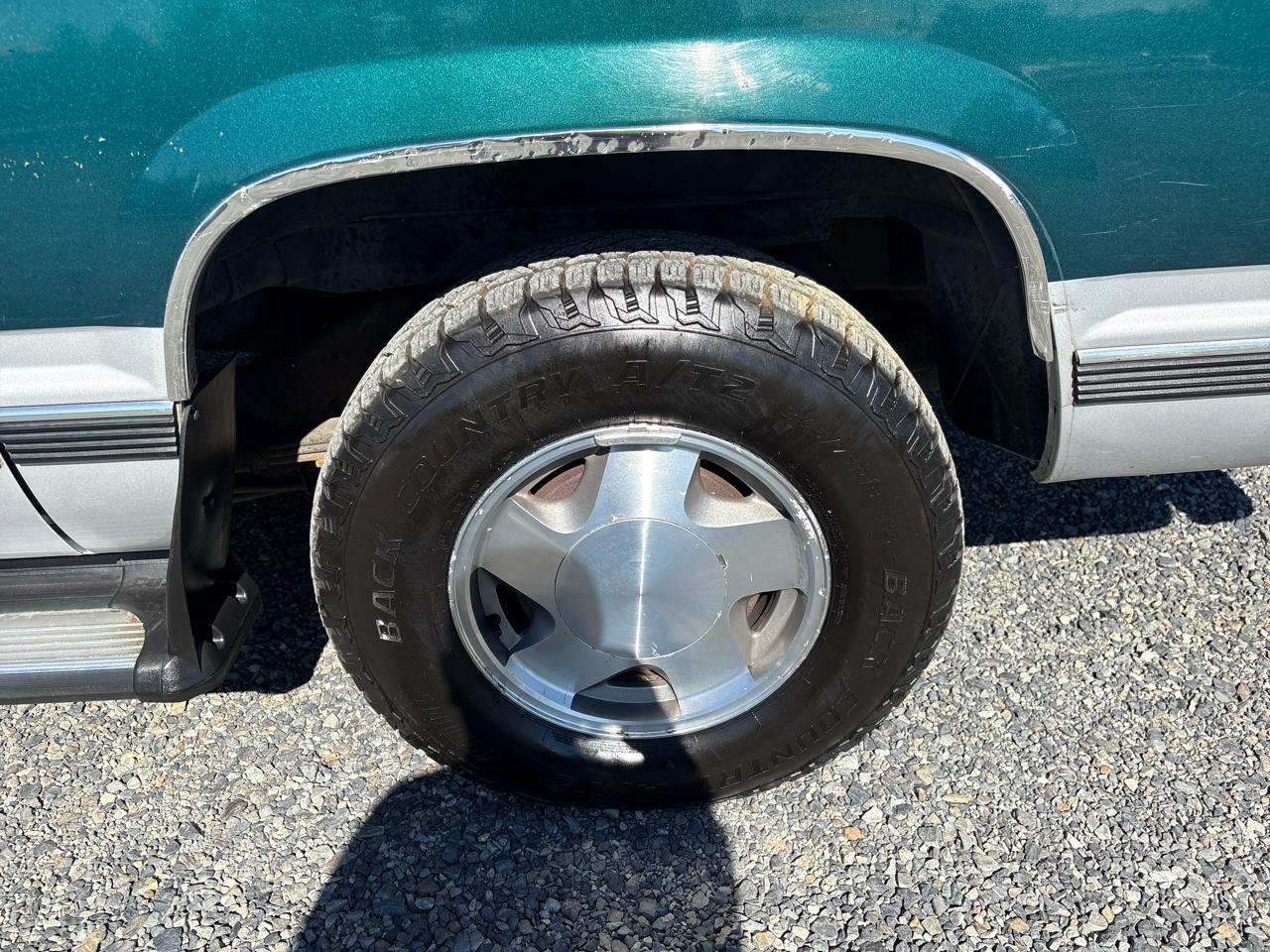 Chevrolet Suburban K1500 4WD 1997