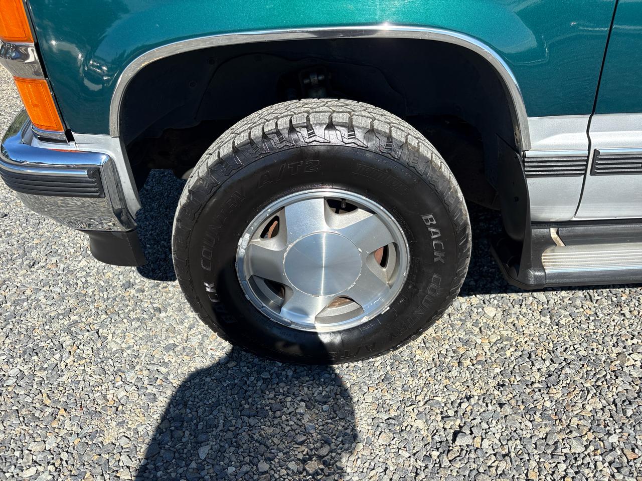 Chevrolet Suburban K1500 4WD 1997