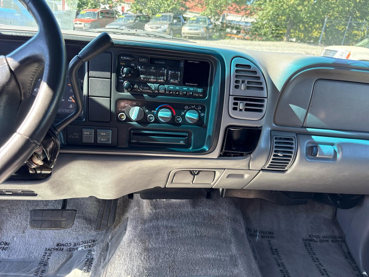 Chevrolet Suburban K1500 4WD 1997