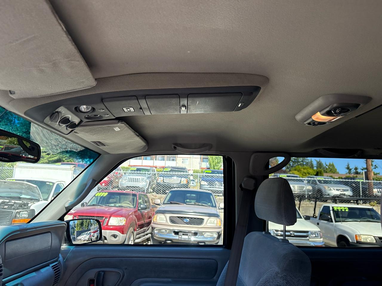 Chevrolet Suburban K1500 4WD 1997