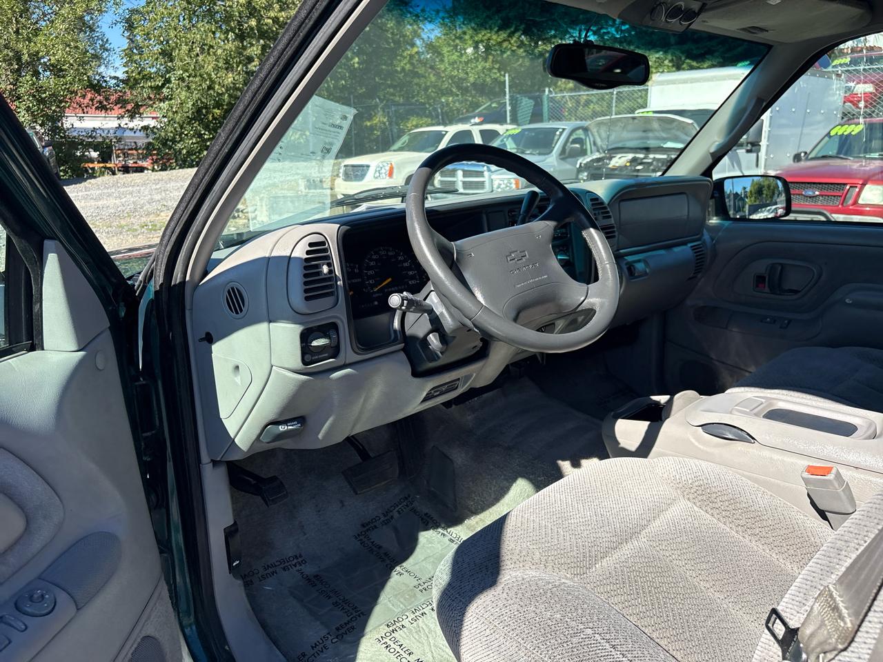 Chevrolet Suburban K1500 4WD 1997