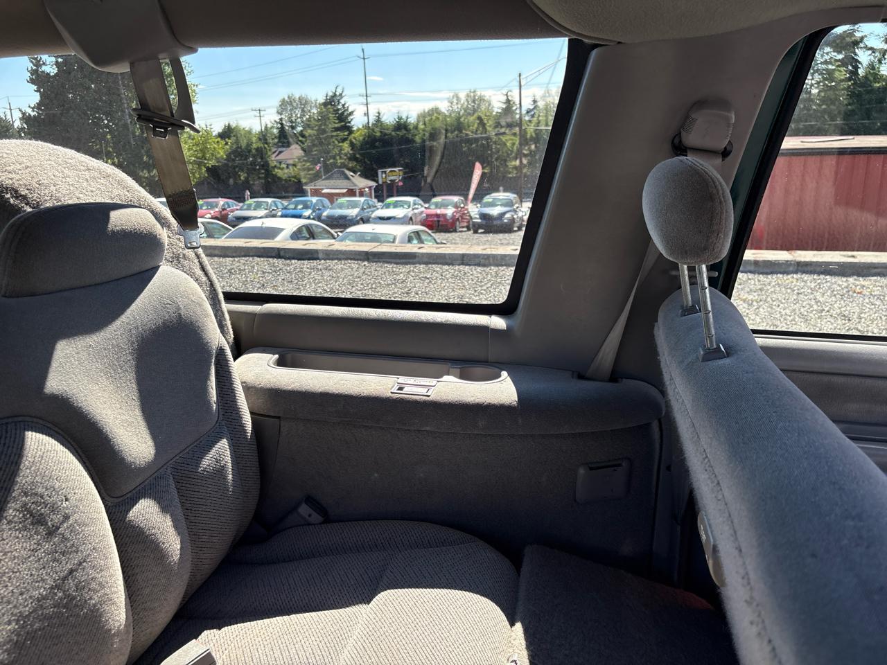 Chevrolet Suburban K1500 4WD 1997