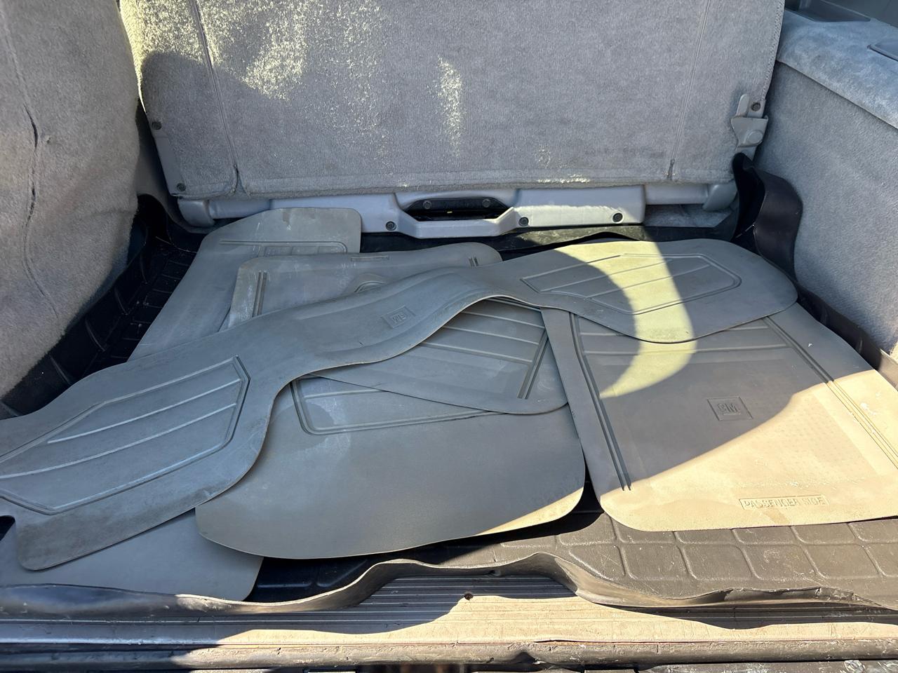 Chevrolet Suburban K1500 4WD 1997