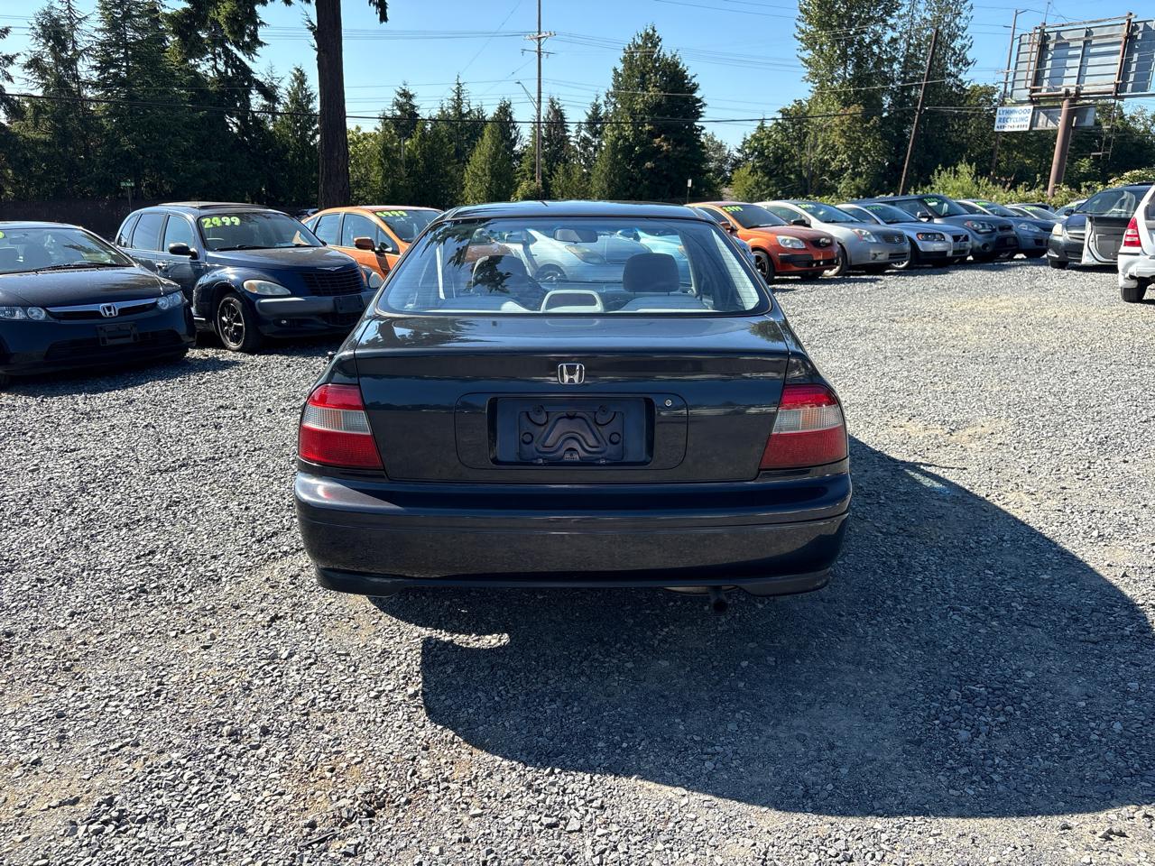 Honda Accord LX sedan 1995