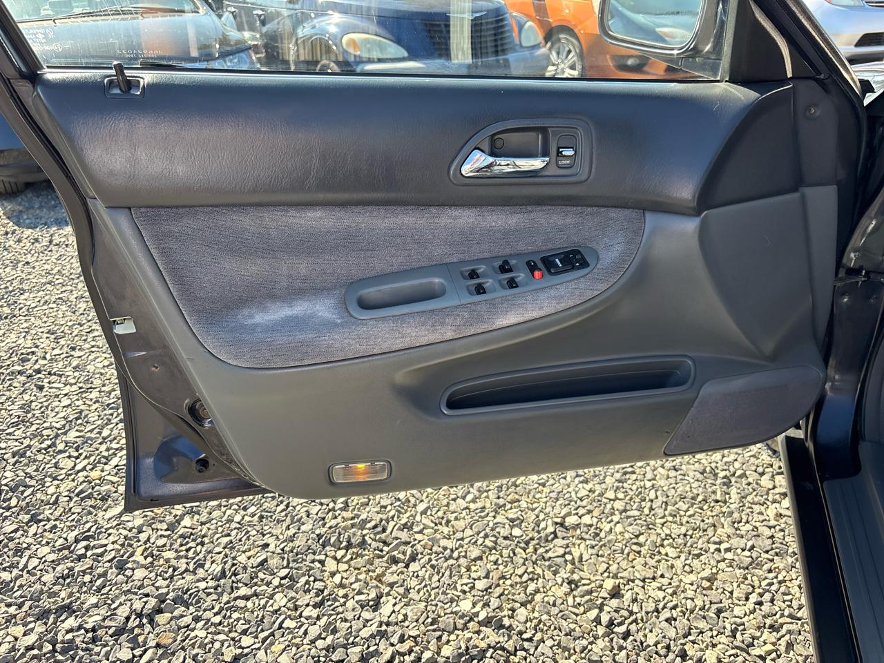 Honda Accord LX sedan 1995