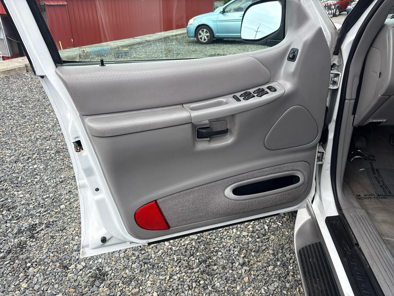 Ford Explorer XLT 4-Door 4WD 1998