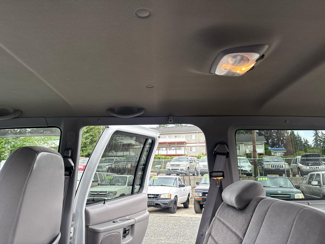 Ford Explorer XLT 4-Door 4WD 1998