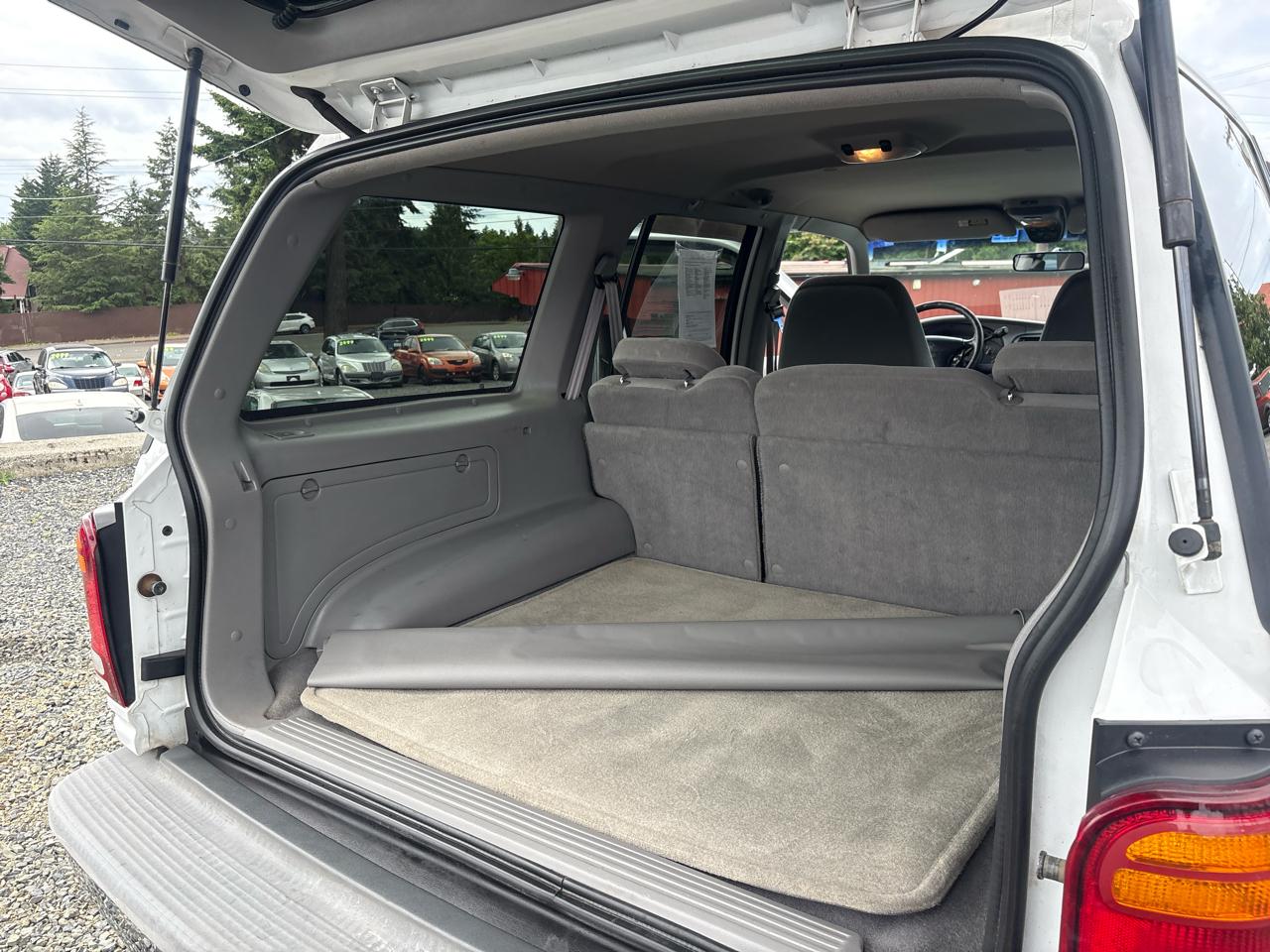 Ford Explorer XLT 4-Door 4WD 1998