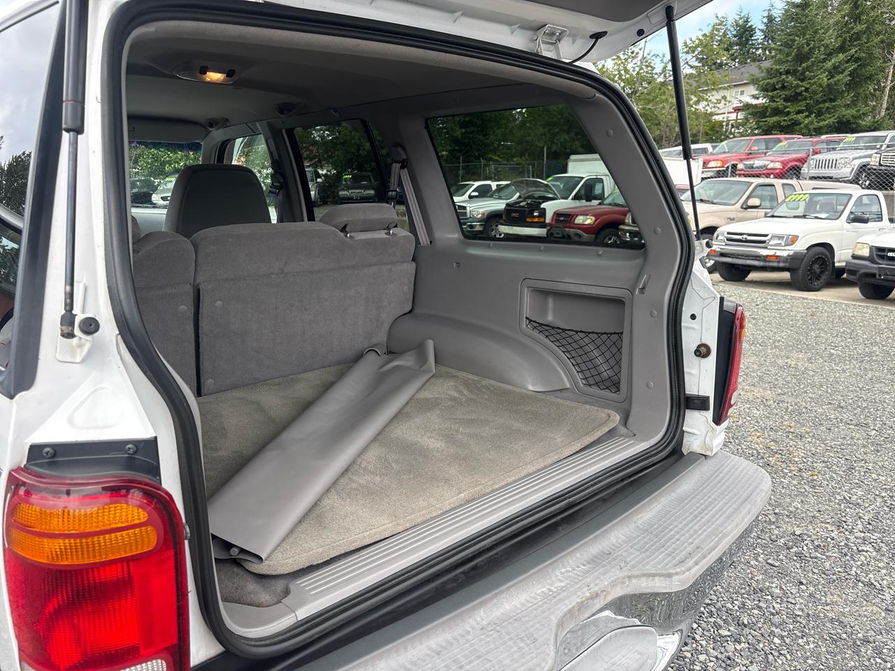 Ford Explorer XLT 4-Door 4WD 1998