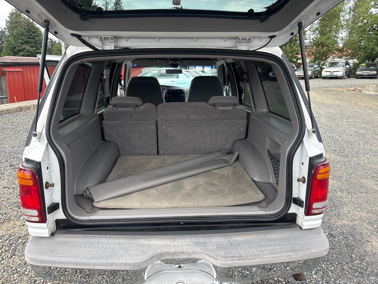 Ford Explorer XLT 4-Door 4WD 1998