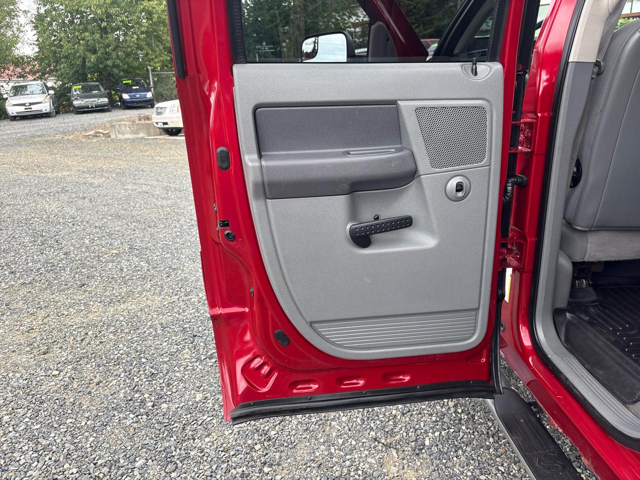 Dodge Ram 2500 Laramie Quad Cab 4WD 2007