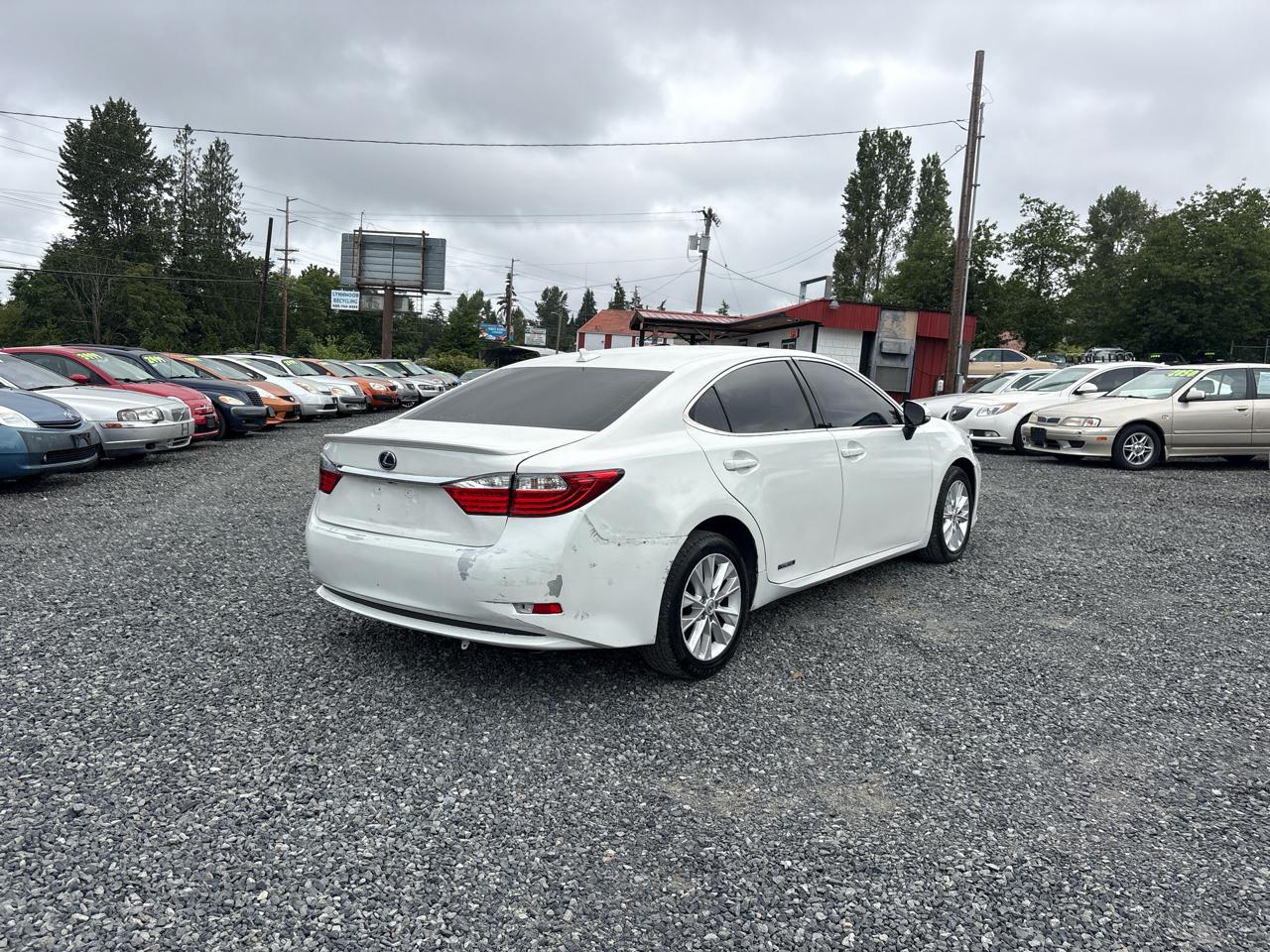 Lexus ES 300h Sedan 2014