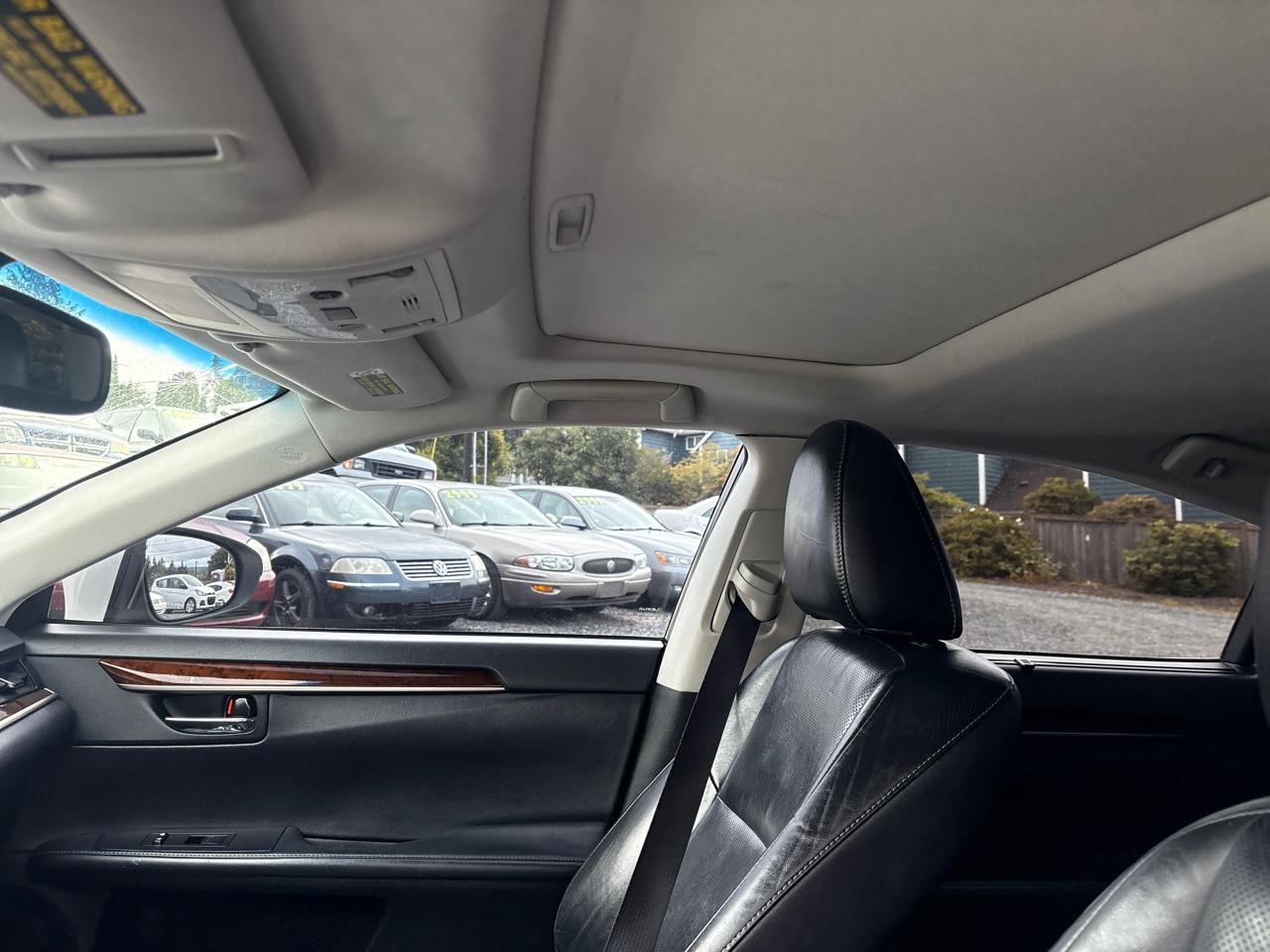 Lexus ES 300h Sedan 2014