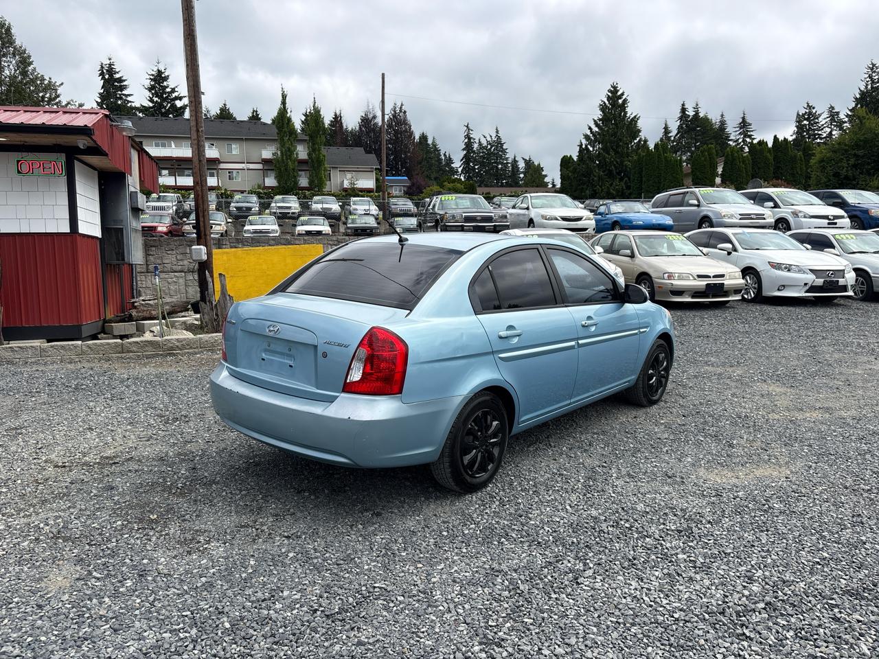 Hyundai Accent GLS 4-Door 2009