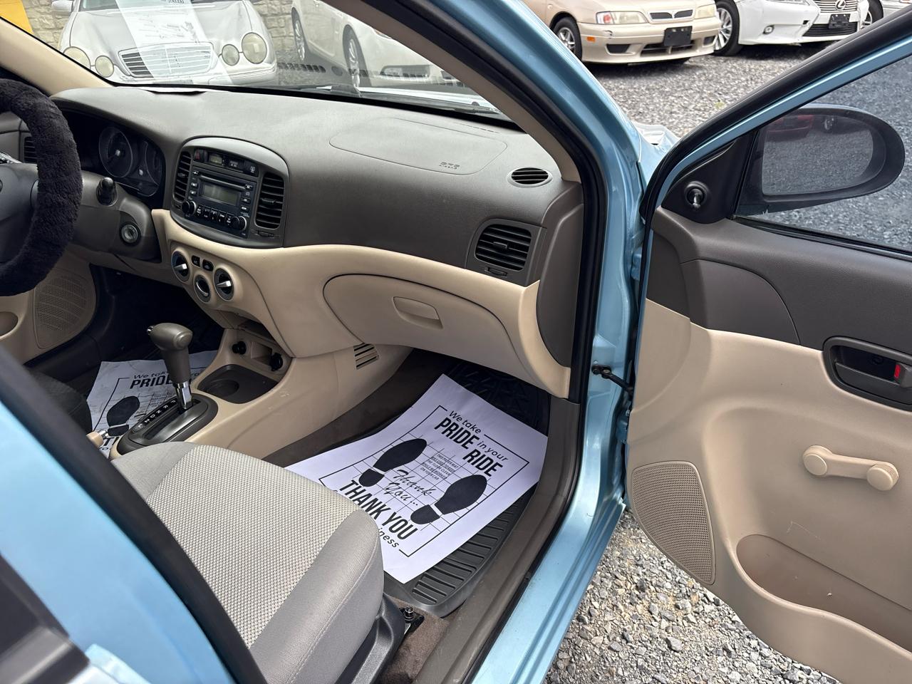 Hyundai Accent GLS 4-Door 2009