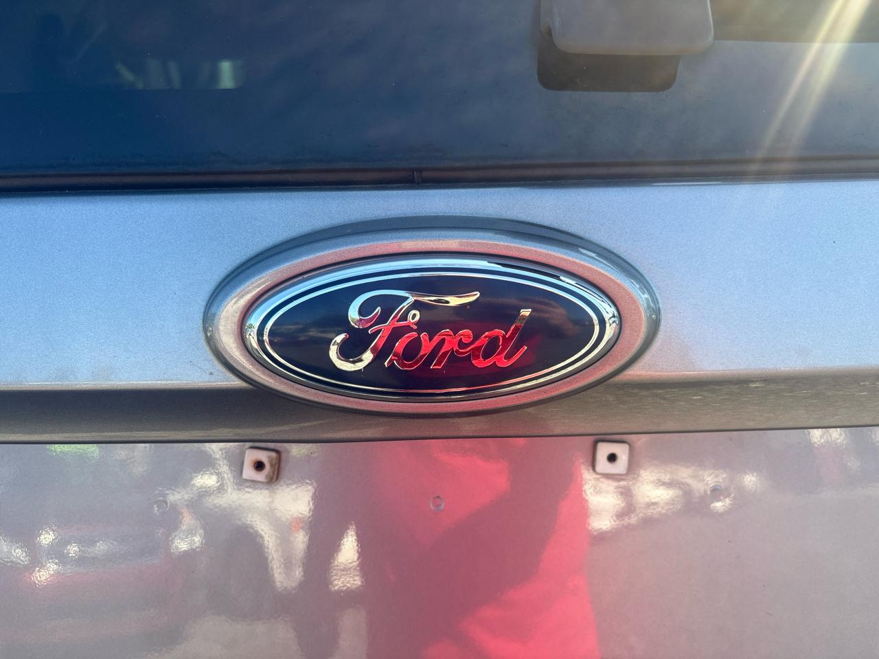 Ford Escape XLT 4WD V6 2008