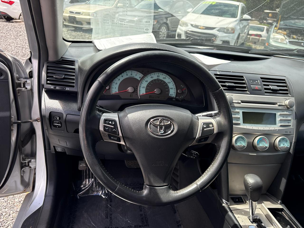 Toyota Camry LE V6 6-Spd AT 2009