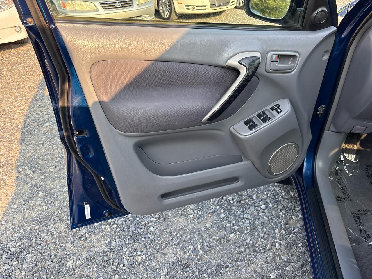 Toyota RAV4 4WD 2003