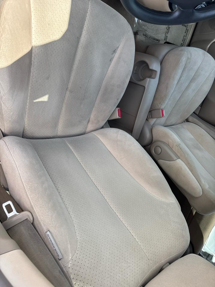 Hyundai Entourage GLS 2007