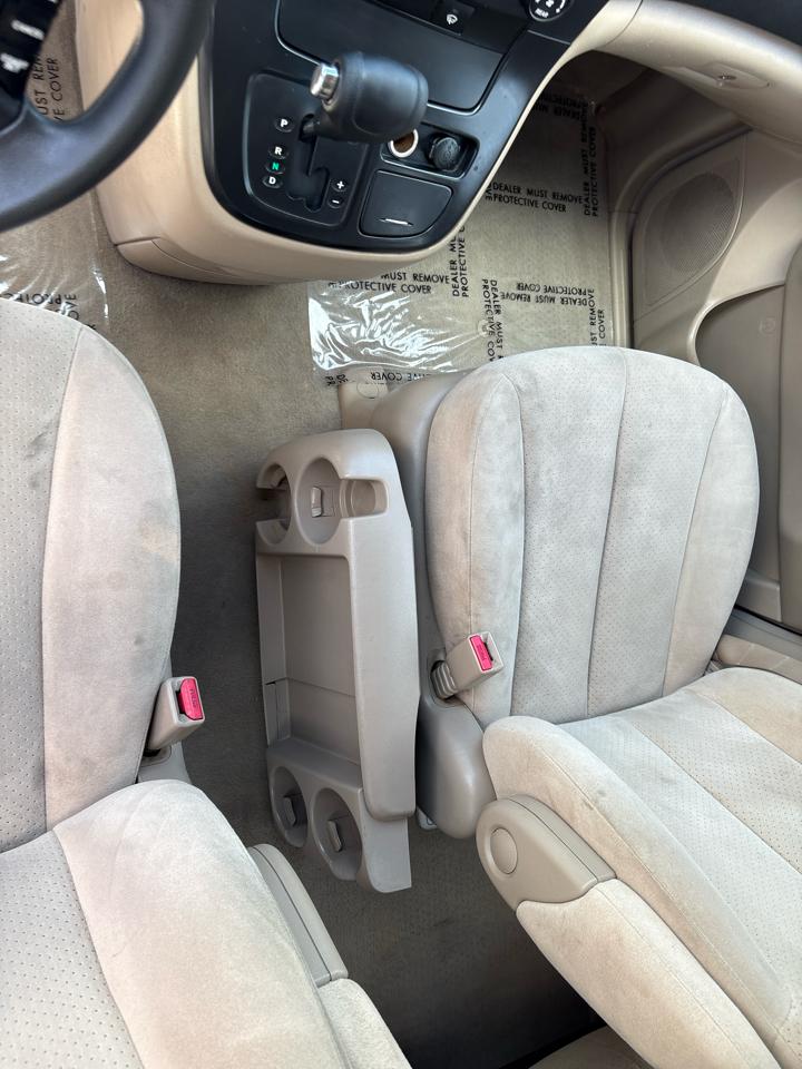 Hyundai Entourage GLS 2007