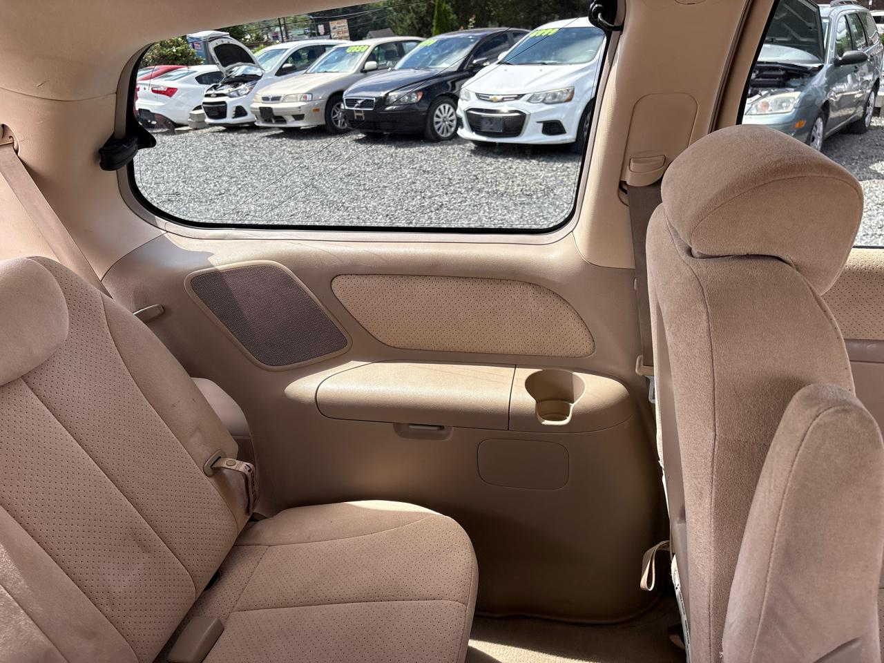 Hyundai Entourage GLS 2007