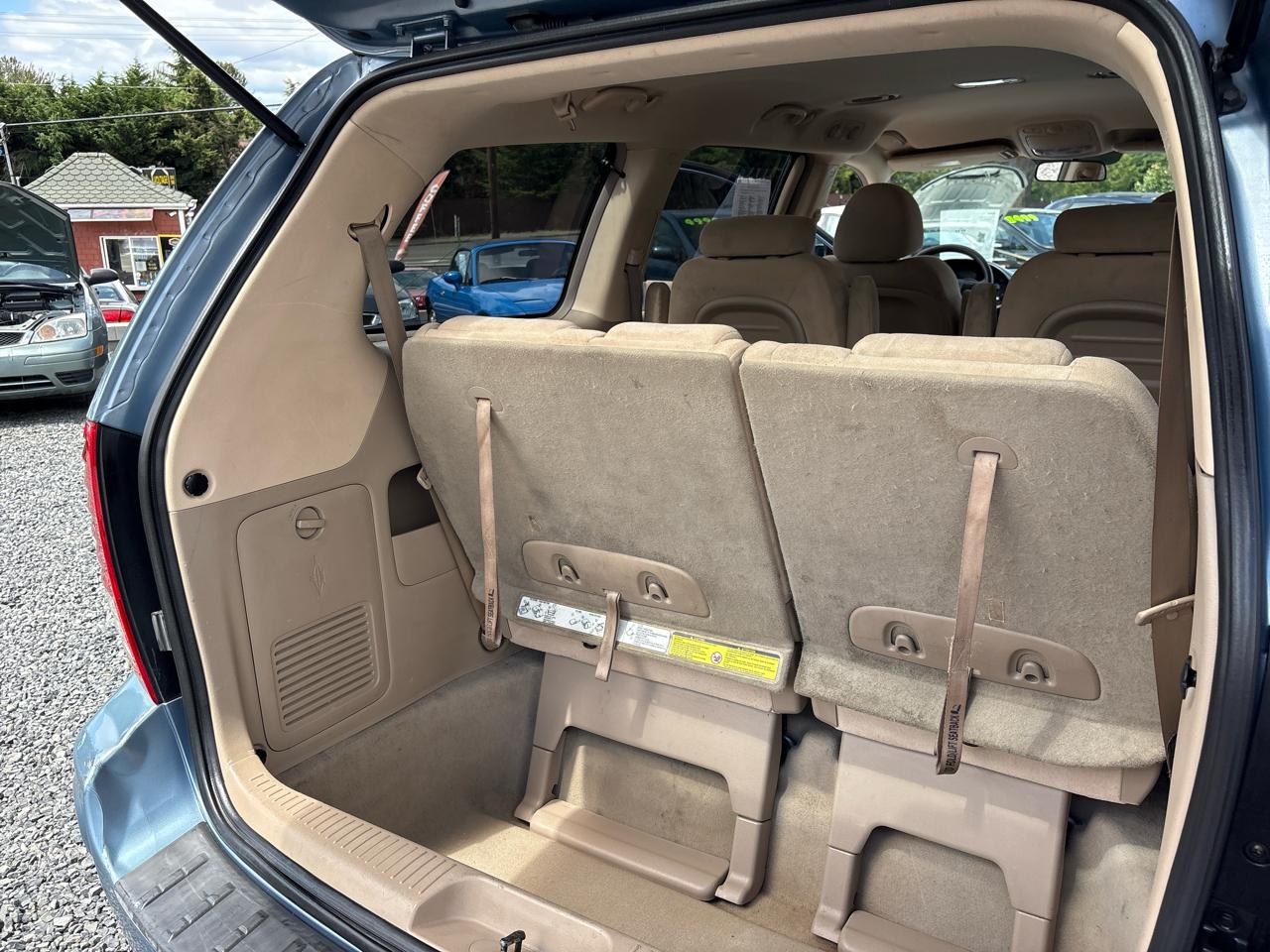 Hyundai Entourage GLS 2007