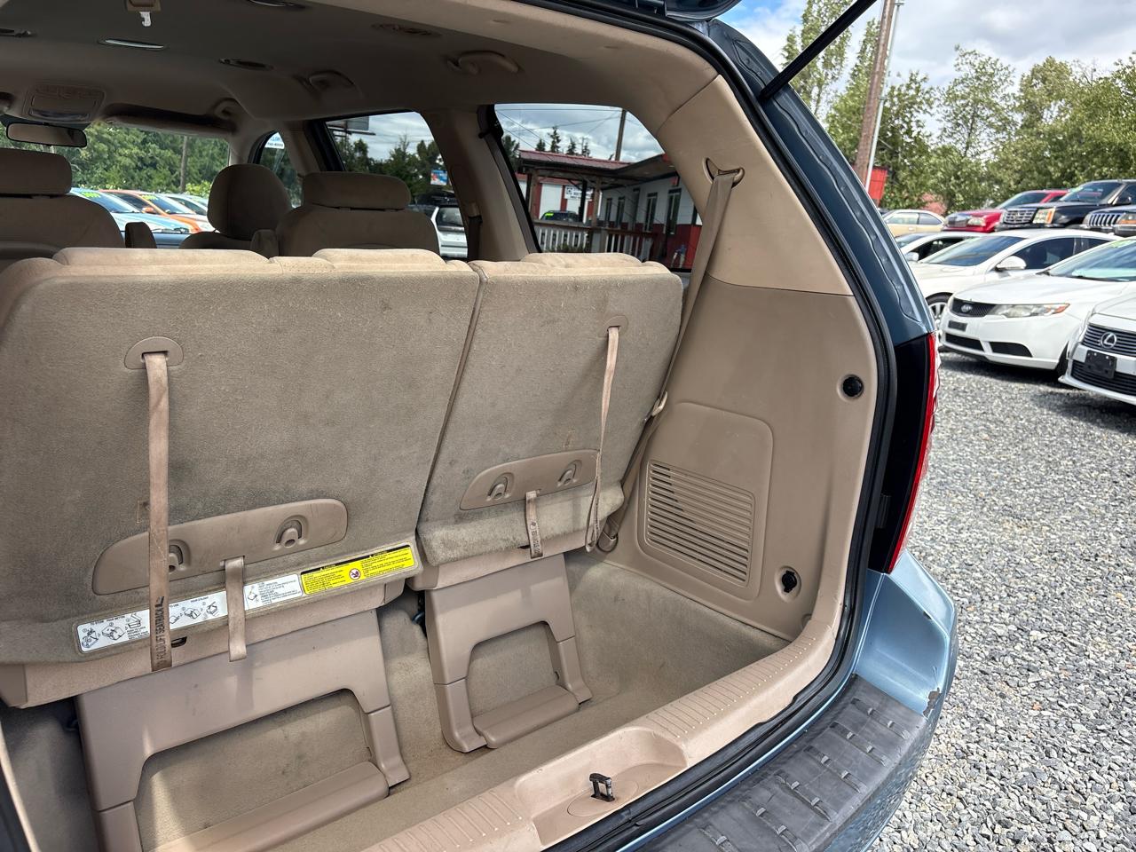 Hyundai Entourage GLS 2007