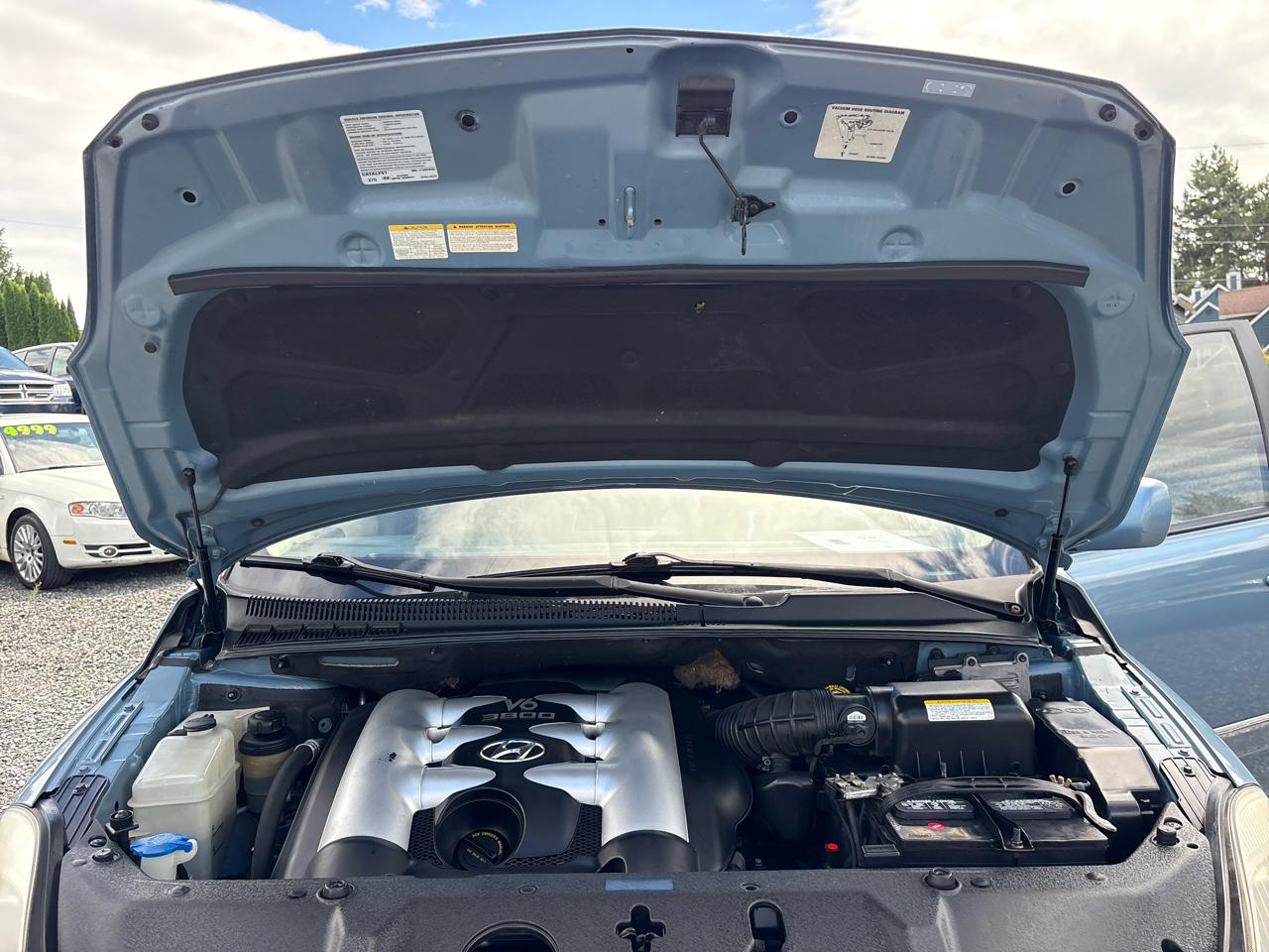 Hyundai Entourage GLS 2007