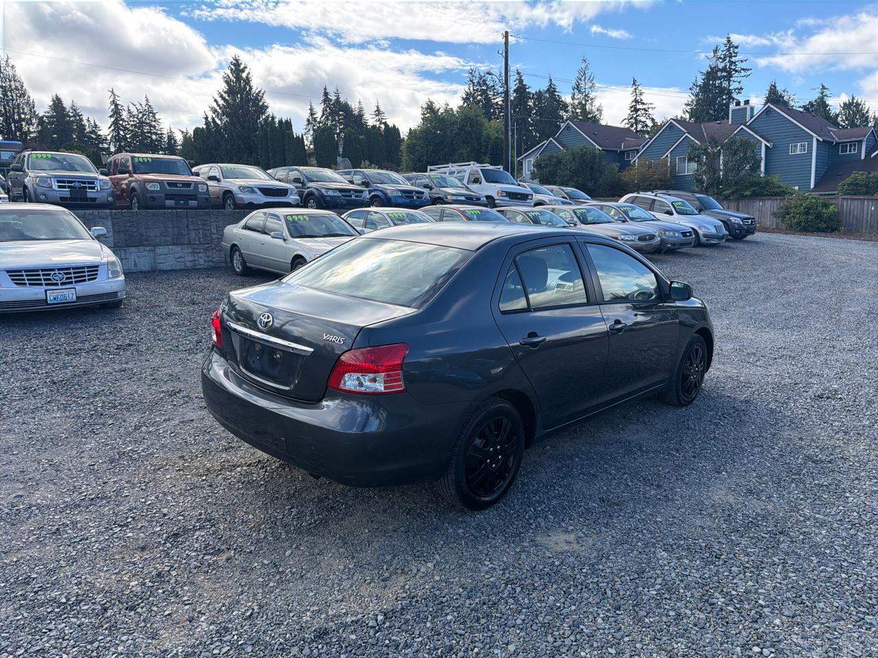 Toyota Yaris Sedan 2007