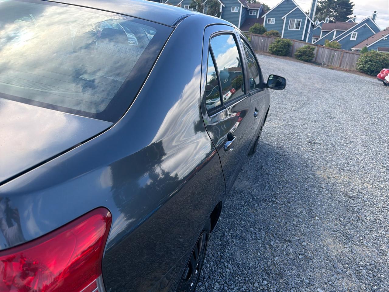 Toyota Yaris Sedan 2007