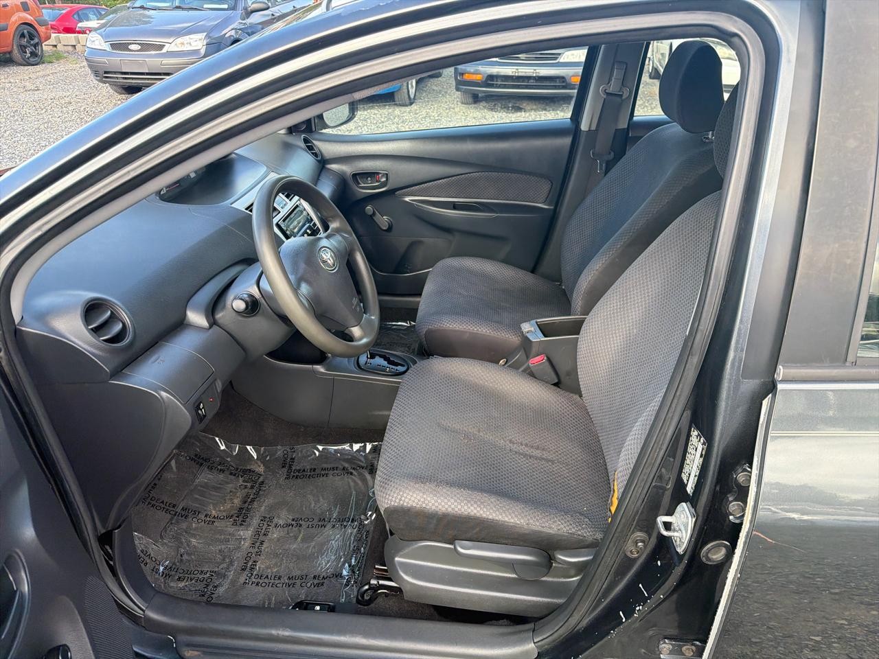 Toyota Yaris Sedan 2007