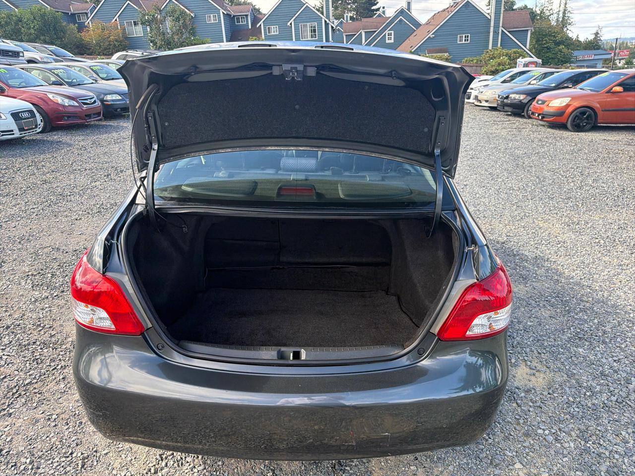 Toyota Yaris Sedan 2007