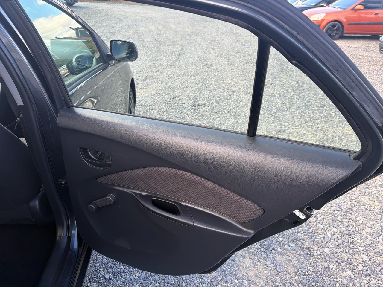 Toyota Yaris Sedan 2007