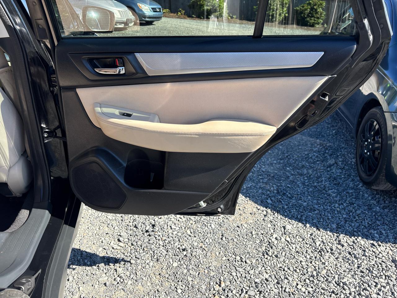 Subaru Outback 2.5i Premium 2016