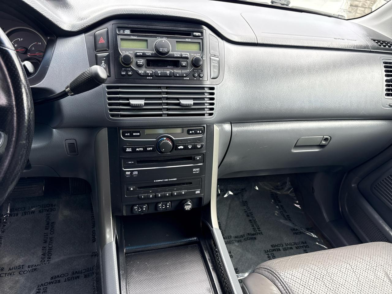 Honda Pilot EX w/ Leather and DVD 2005