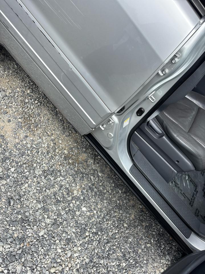 Honda Pilot EX w/ Leather and DVD 2005