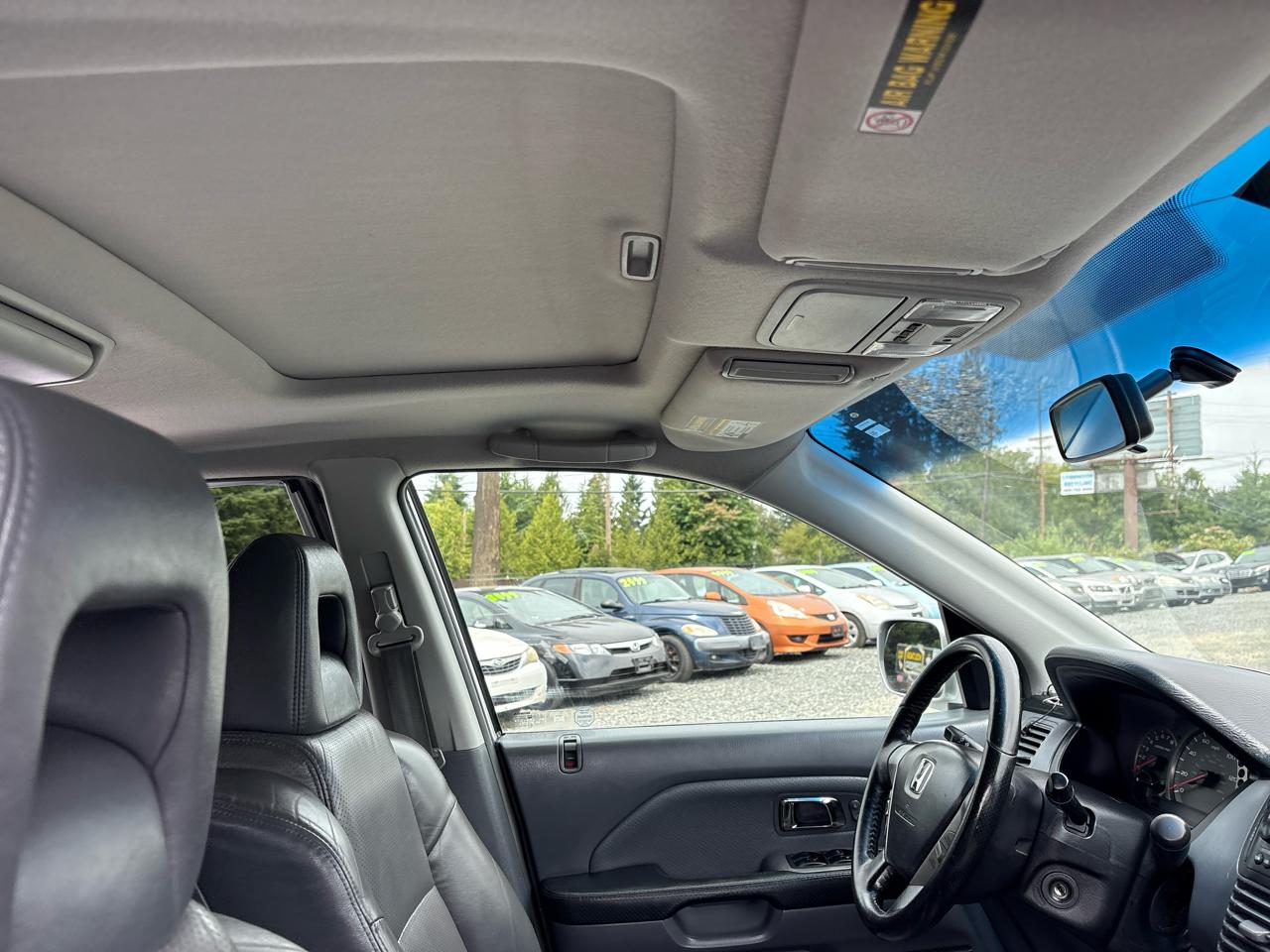 Honda Pilot EX w/ Leather and DVD 2005