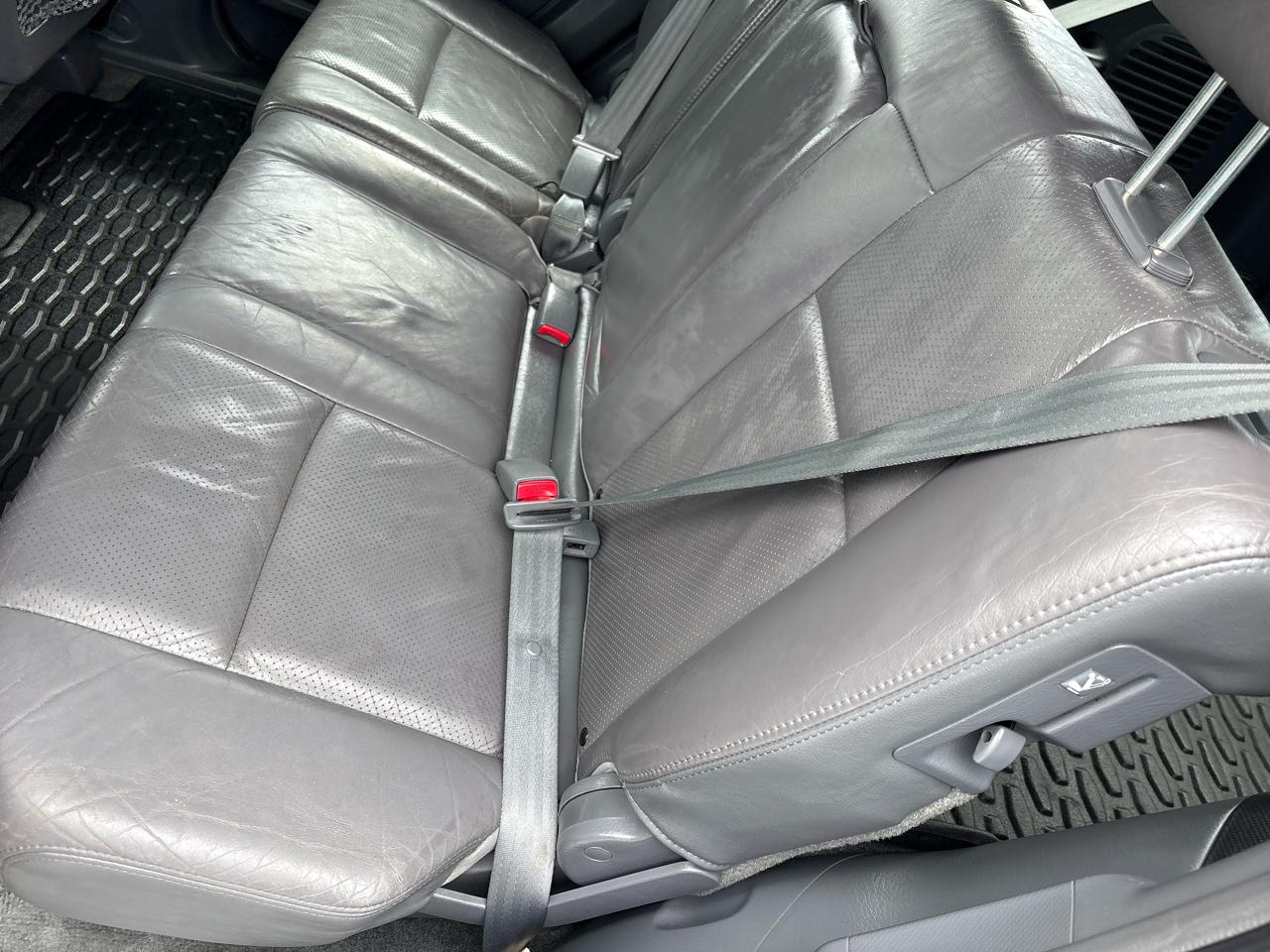 Honda Pilot EX w/ Leather and DVD 2005