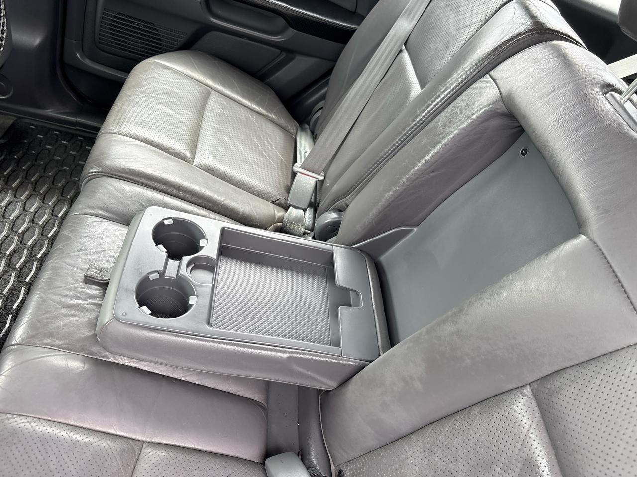 Honda Pilot EX w/ Leather and DVD 2005