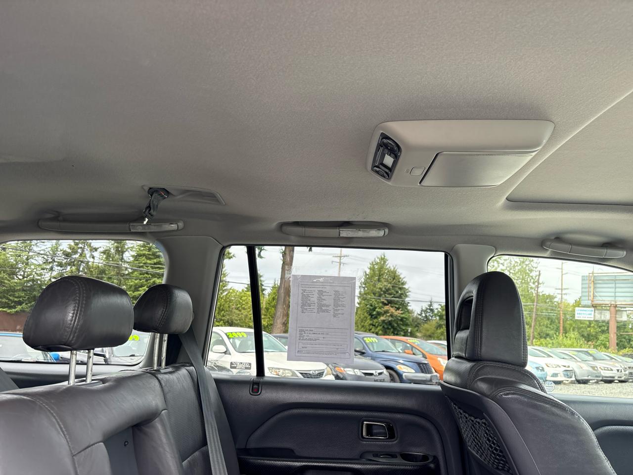 Honda Pilot EX w/ Leather and DVD 2005