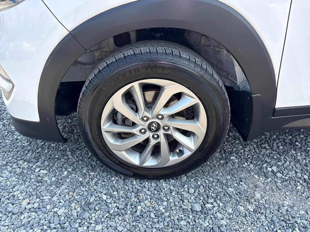 Hyundai Tucson SE w/Preferred Package AWD 2016